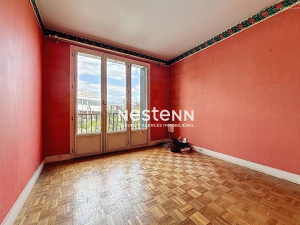 ISSY LES MOULINEAUX - Maison 9 pièces avec 5 chambres jardin piscine