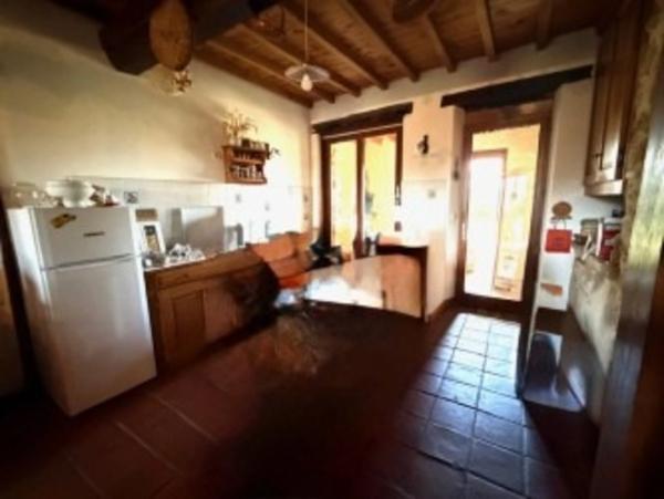 PLAISANCE (32): Ancienne FERME GASCONNE de 300m2, adaptée activité chambres d hotes, 7chambres, dépendances, 5000m2