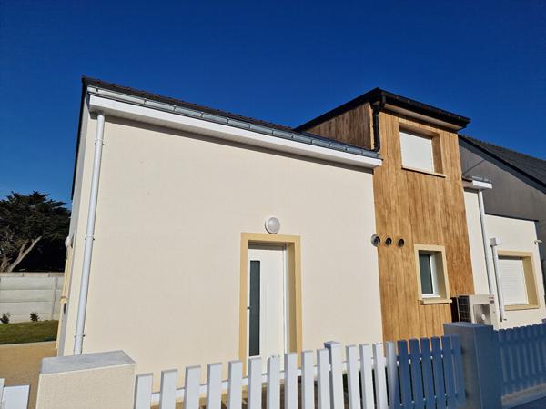 A 2 pas de la côte sauvage.