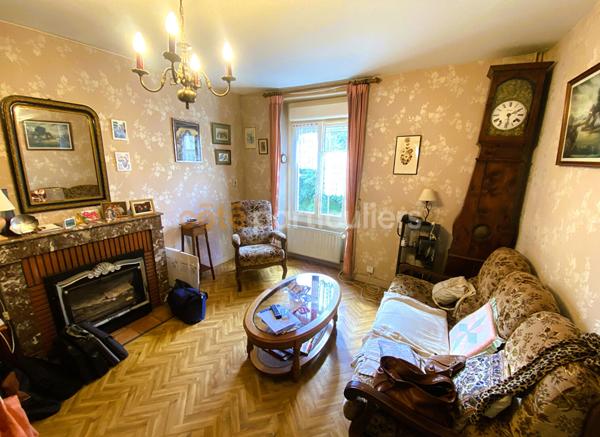 Vente
                Maison58 m² - 4 Pièces -
                    POITIERS (86000)