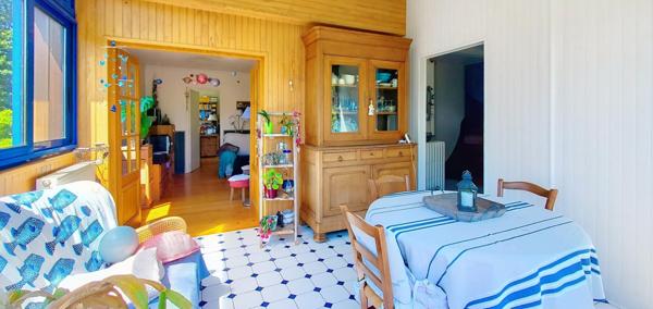 Maison familiale avec agréable jardin