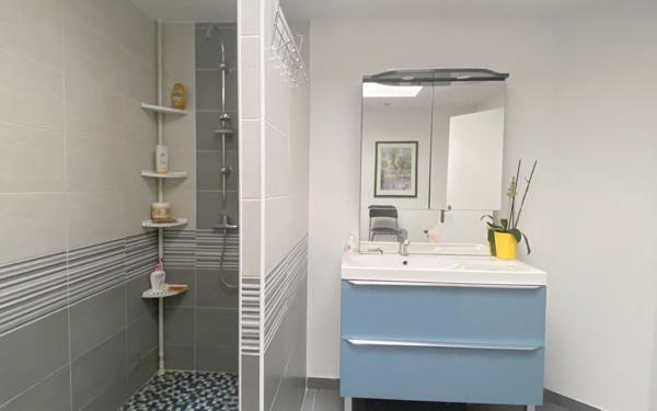 Maison à louer    7 pièces •  Pomarez