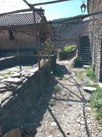 Maison de Hameau SAINT MARTIN DE BOUBAUX (48)
