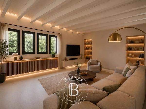 Saint-Cyr-au-Mont-d'Or, Maison 3 Chambres -  272 m² à vendre