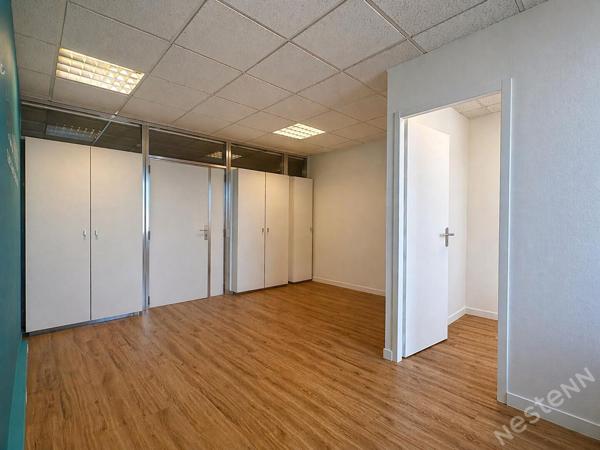 Agen centre - Local professionnel de 70 m² avec deux emplacements de stationnement