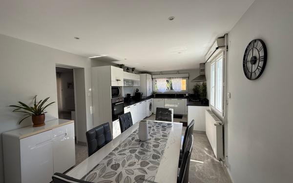 Maison à vendre    5 pièces •  Vienne