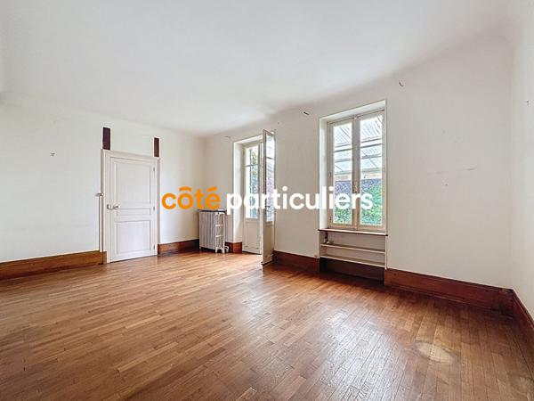 Vente Maison197,6 m² - 7 Pièces - GENLIS (21110)