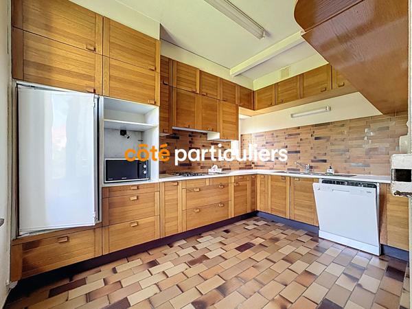 Vente Maison197,6 m² - 7 Pièces - GENLIS (21110)
