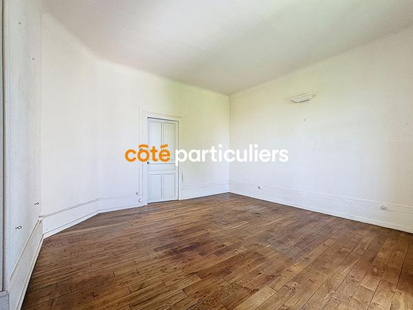 Vente Maison197,6 m² - 7 Pièces - GENLIS (21110)