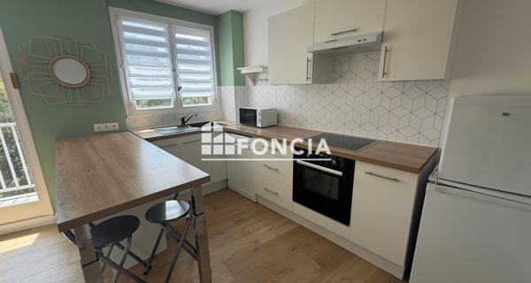 Location Studio meublé 32.84 m² - Dreux 28100