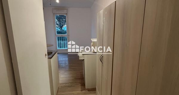 Location Studio 14.52 m² - Le Mée-sur-seine 77350