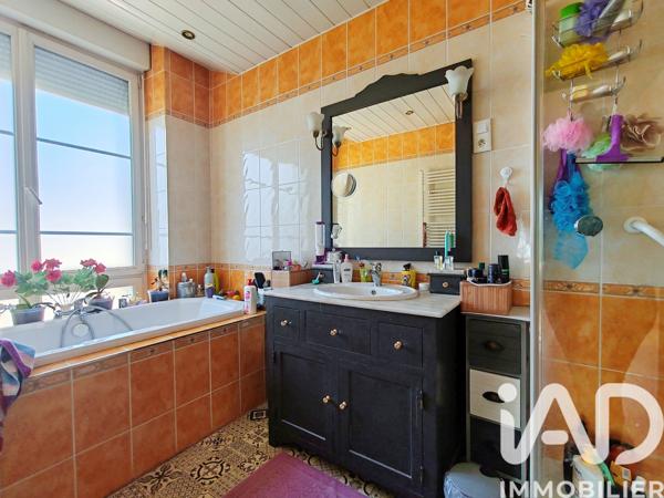Maison à vendre 7 pièces 152 m² Lys-Haut-Layon