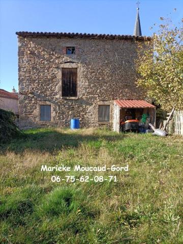 Maison  95 m² 3 chambres  avec jardin de 510 m²  et dépendances