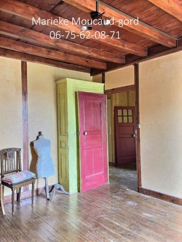 Maison  95 m² 3 chambres  avec jardin de 510 m²  et dépendances