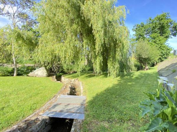 Grand terrain à bâtir sur TREBEURDEN