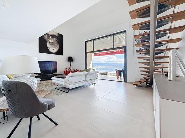 Duplex 4 pièce(s) 3 chambre(s) 147 m²