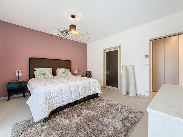 Duplex 4 pièce(s) 3 chambre(s) 147 m²