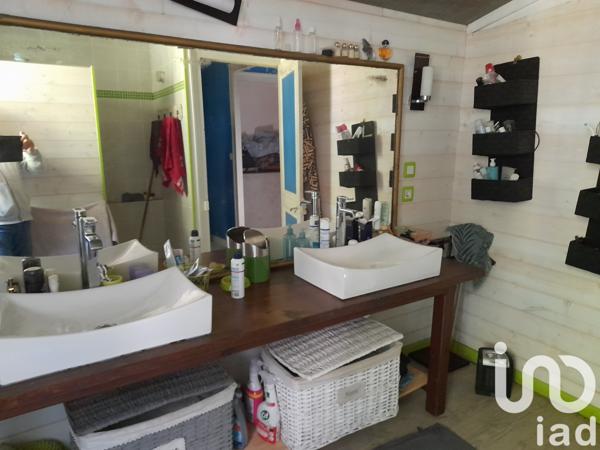 Immeuble à vendre 250 m² Sabres