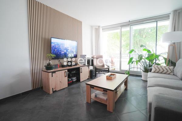 Appartement
         4 pièces
        - 75 m² Exclusivité 289 000 € *