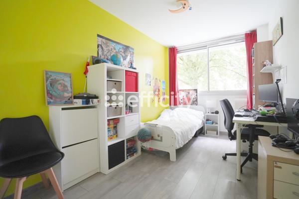 Appartement
         4 pièces
        - 75 m² Exclusivité 289 000 € *