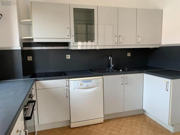 Location - Appartement Bailleul 59270 2 pièces 69 m 2