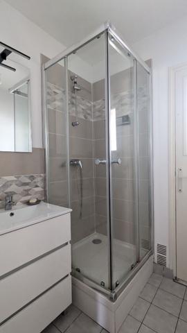 Appartement MEUBLE - T3 - 64.49m² / NANTES - PARKING + CAVE