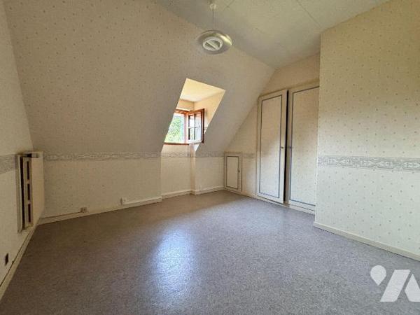 NOUVEAUTE ! Seulement chez Trente-Cinq Notaires ! 

A 10 minutes de Rennes, au coeur de la co...