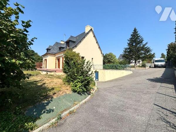 NOUVEAUTE ! Seulement chez Trente-Cinq Notaires ! 

A 10 minutes de Rennes, au coeur de la co...