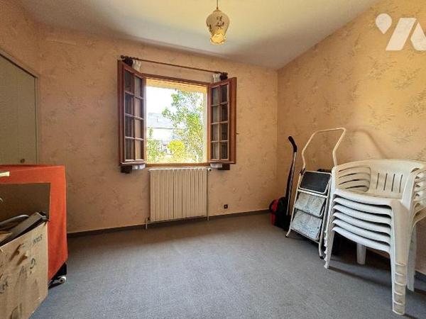 NOUVEAUTE ! Seulement chez Trente-Cinq Notaires ! 

A 10 minutes de Rennes, au coeur de la co...