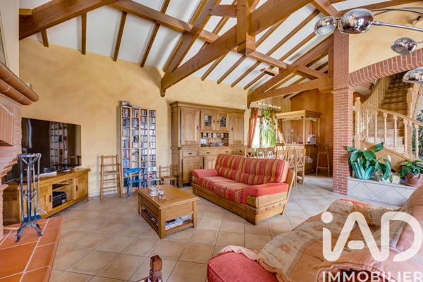 Maison à vendre 6 pièces 219 m² Saint-Lys