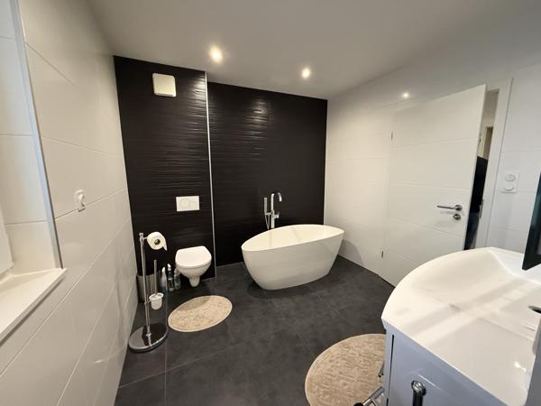 Maison 5 pièces - 140 m² Exclusivité efficity