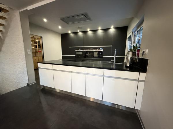 Maison 5 pièces - 140 m² Exclusivité efficity