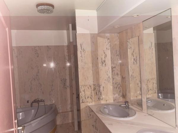 Vente / Château / Domaine à Saint-Rémy-lès-Chevreuse (78470)