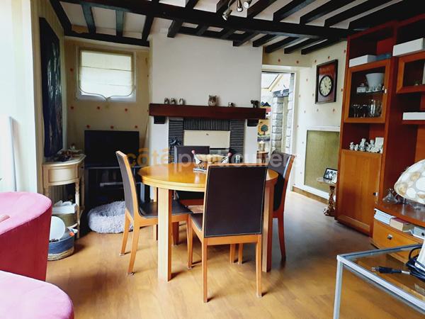 Vente Maison105 m² - 4 Pièces - COUTANCES (50200)