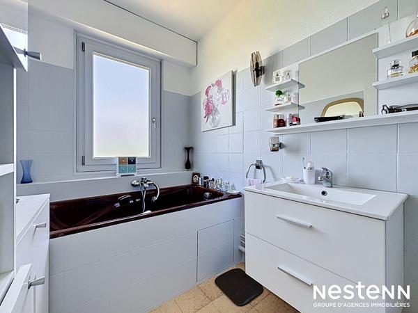 Centre-ville : volume 113.5 m² , lumière et confort pour toute la famille
