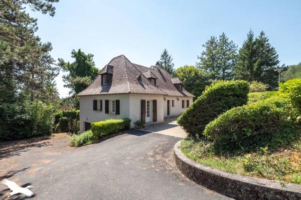 Maison à vendre 288 640 € Trélissac 7 p 224 m² DPE D