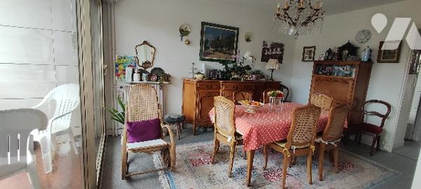 T4 traversant de 81,62m² avec 3 balcons, 2 caves et parking (en option) - secteur TRIANGLE D'OR