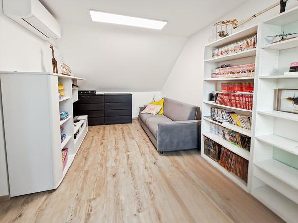 Maison Familiale de 140 m² avec 6 pièces et 4 chambres