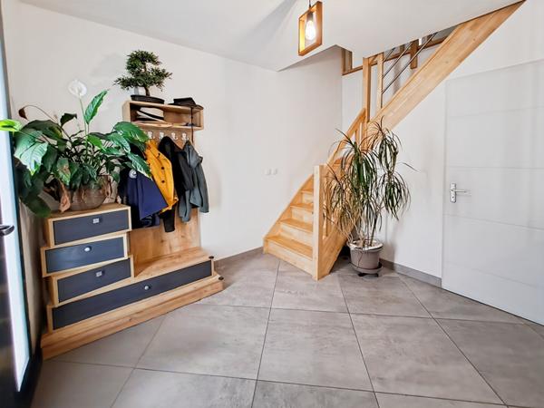 Maison Familiale de 140 m² avec 6 pièces et 4 chambres