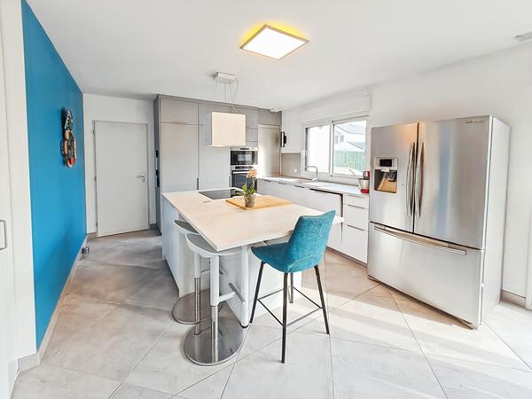 Maison Familiale de 140 m² avec 6 pièces et 4 chambres