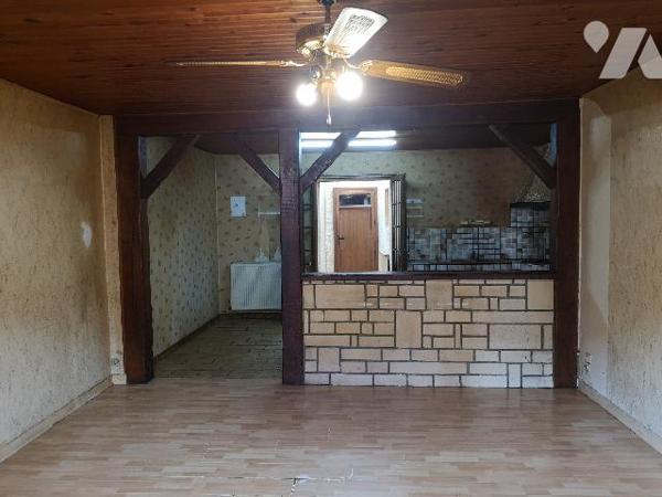 ANCERVILLE, maison de village de 5 pièces principales avec terrain