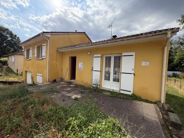 Maison
         5 pièces
        - 90 m² 185 000 € *