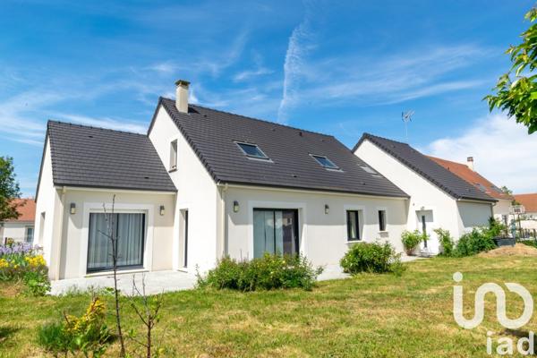 Maison 8 pièces de 194 m² à Ouzouer-sur-Loire (45570)