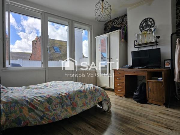 Maison de Maître de 217m2, 6 chambres , 2 terrasses, ascenseur, adapté PMR