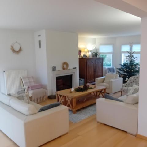 Maison comtemporaine-Secteur prisé des hauts de Bernay. A 1h30 de Paris.