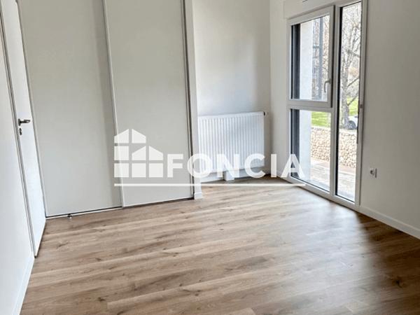 Location Appartement 2 pièces 47.14 m² - 63 RUE D'ISLE Limoges 87000