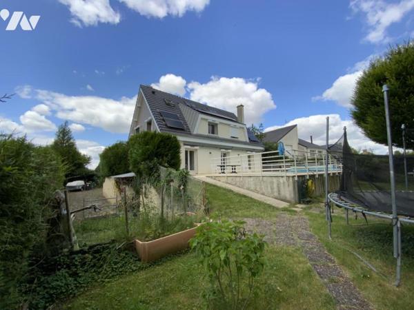 EXCLUSIVITE- GUEUX - Maison de type 9 de 189m² sur 1022m² avec piscine