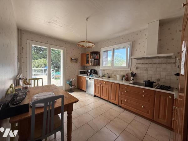 EXCLUSIVITE- GUEUX - Maison de type 9 de 189m² sur 1022m² avec piscine