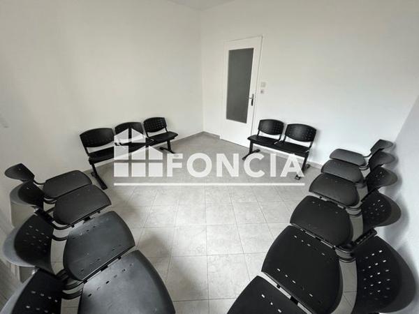 Location Appartement 3 pièces 80 m² - 5 PLACE DE LA VIEILLE PORTE Thionville 57100