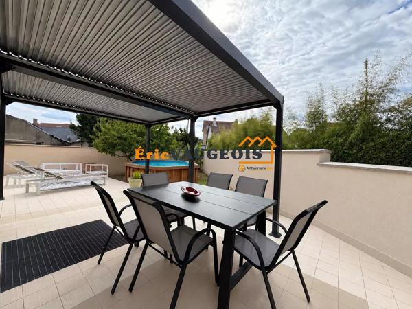 Vente                                                      Maison
                        
                     6 pièces                      160 m2                     à Coulommiers